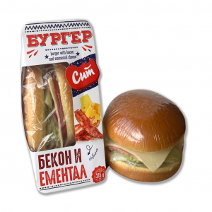 САНДВИЧ БУРГЕР С БЕКОН И ЕМЕНТАЛ 230gr